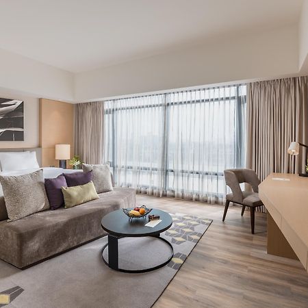 Seda Vertis North Bandar Quezon Luaran gambar Deluxe Suite