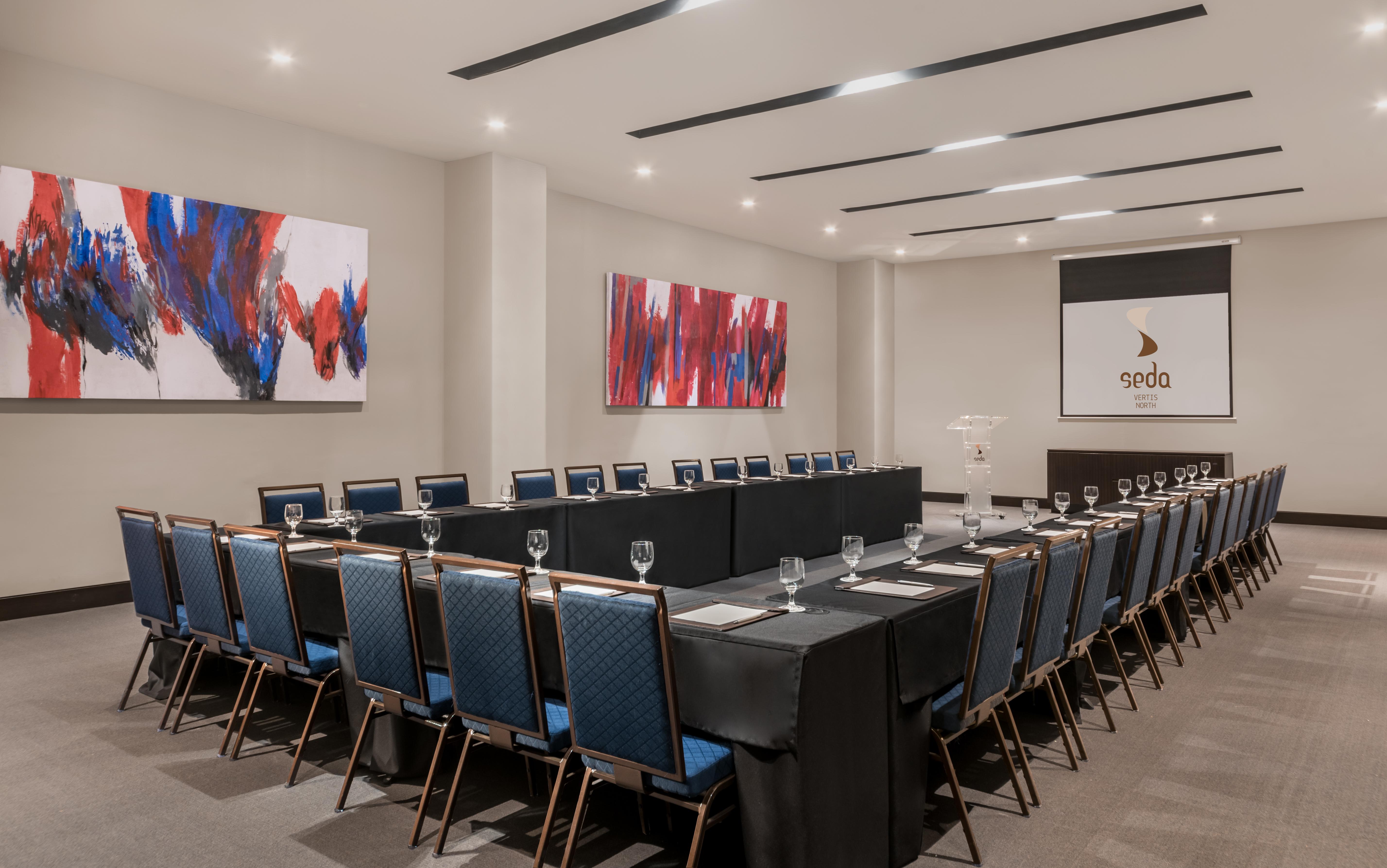 Seda Vertis North Bandar Quezon Luaran gambar Meeting room